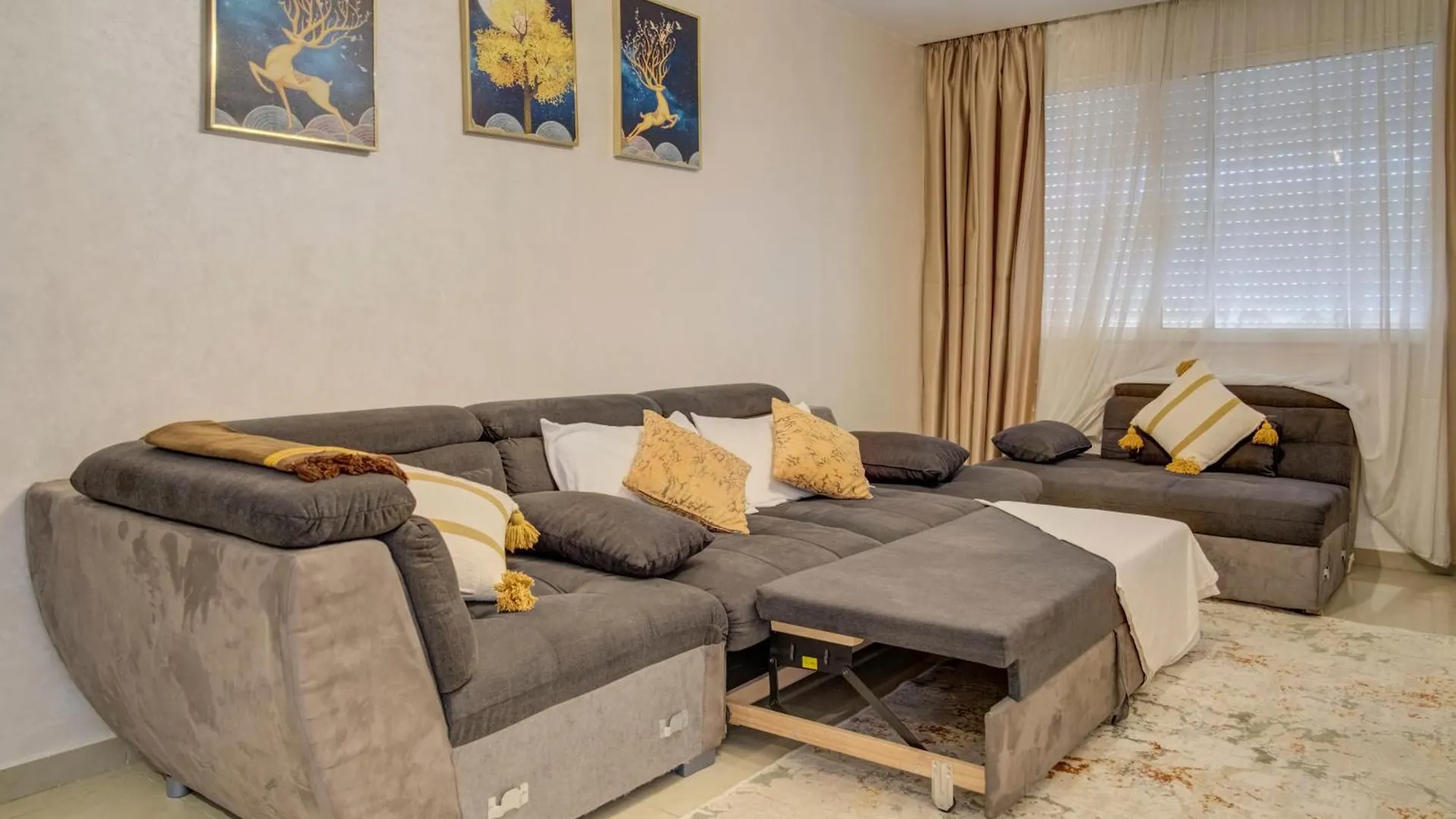 Holiday Apartement With Pool أغادير شقة